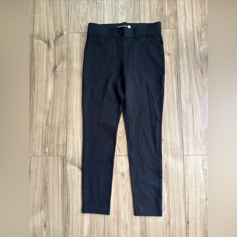 Betabrand Women's Size Medium Black Skinny Leg Pull On Pocket Dress Pants